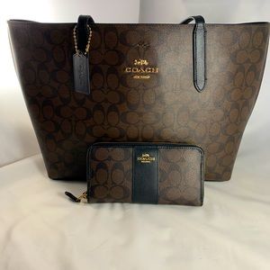 Coach Tote with matching wallet